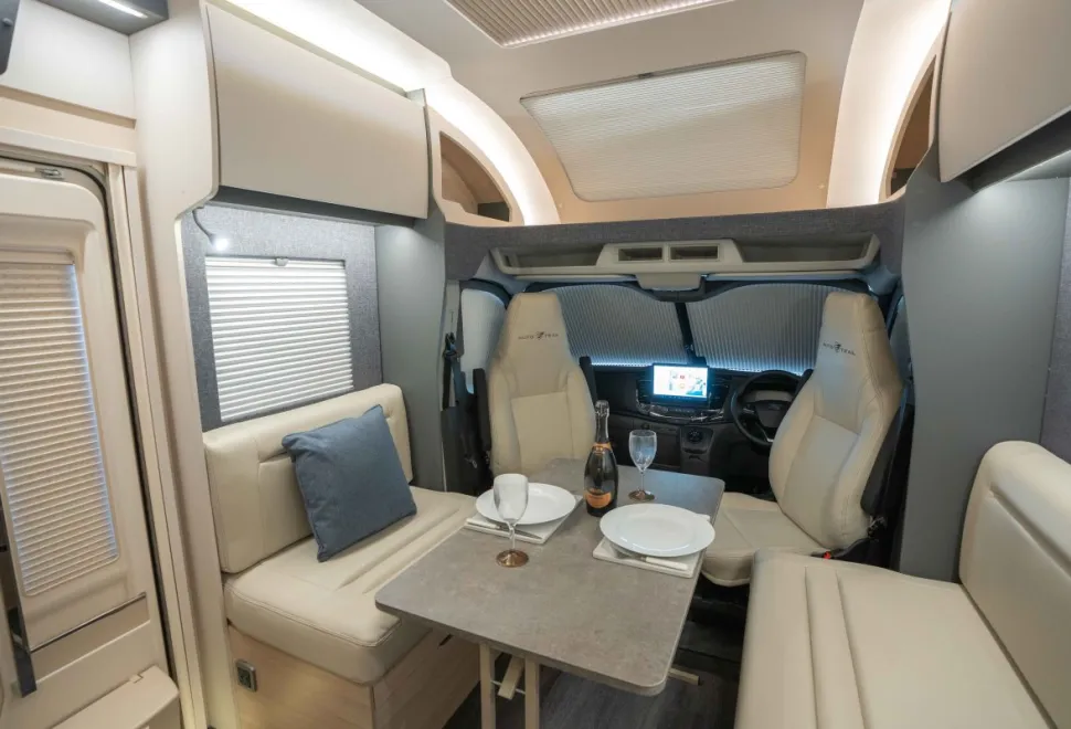 Autotrail F-Line F70 165BHP Auto 2026