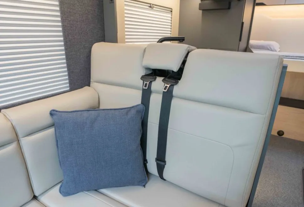 Autotrail F-Line F70 165BHP Auto 2026