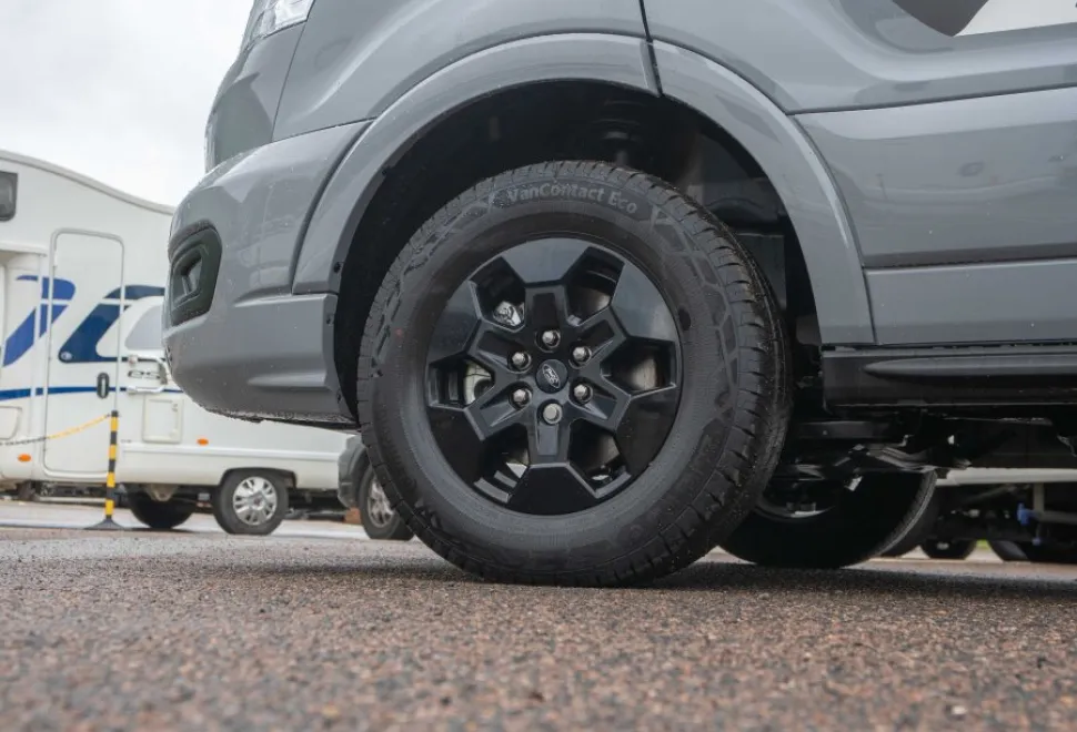 Autotrail F-Line F70 165BHP Auto 2026