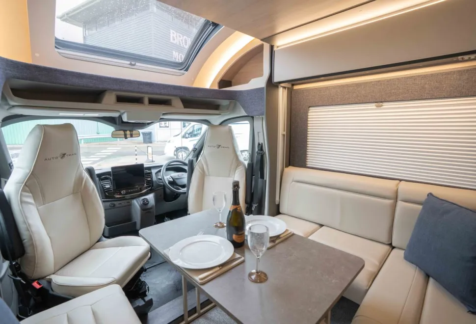Autotrail F-Line F70 165BHP Auto 2026
