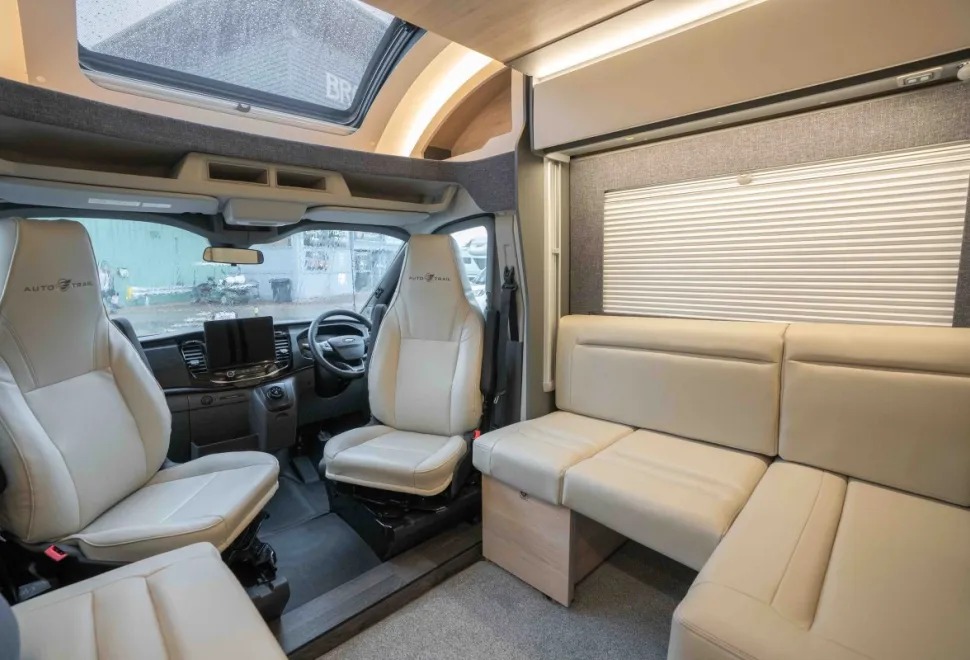 Autotrail F-Line F72 165BHP Auto 2026