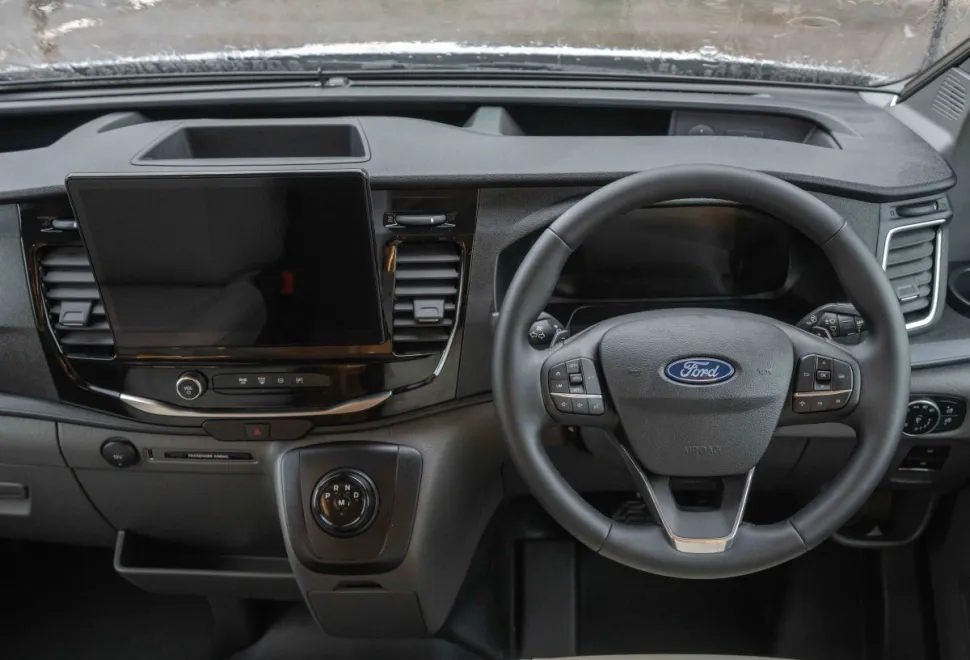 Autotrail F-Line F72 165BHP Auto 2026