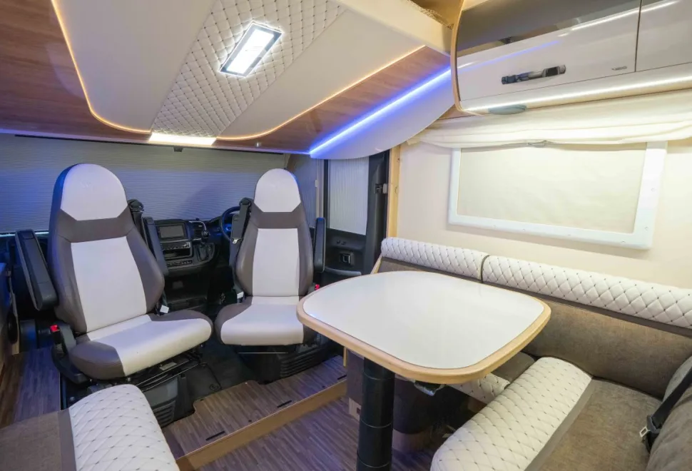Mobilvetta K-Yacht 59 Teknoline 140BHP Auto 2023