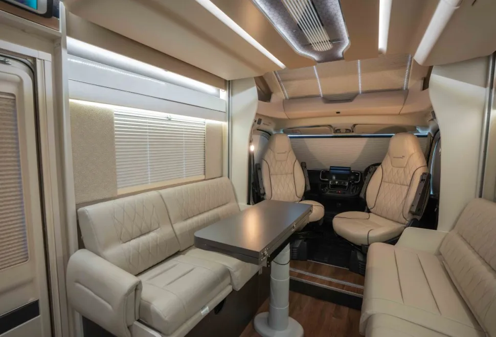 Swift Kon-Tiki 774 Grand Prix 160BHP Auto 2022