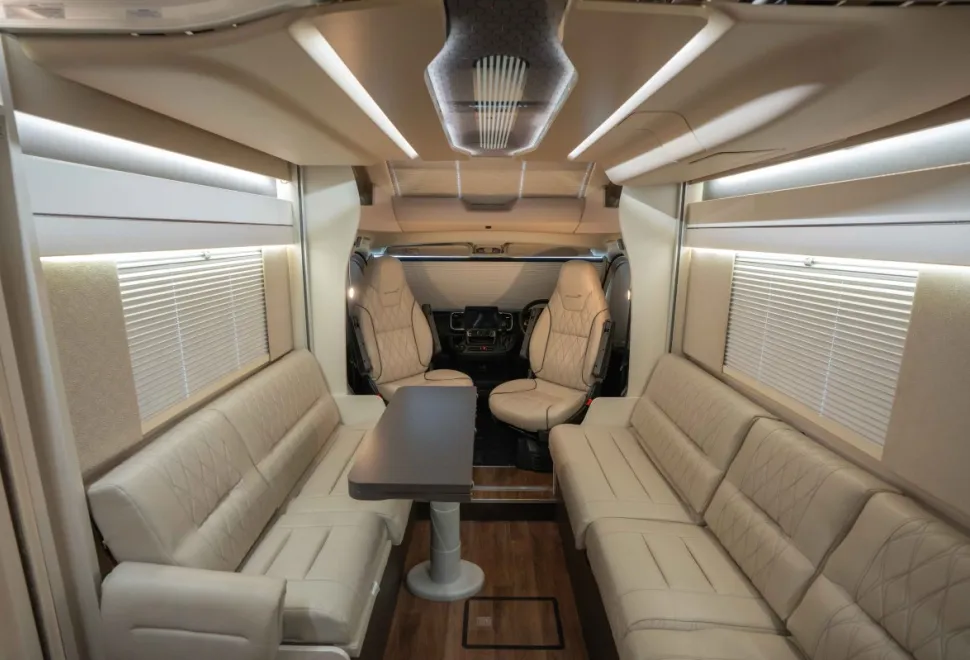 Swift Kon-Tiki 774 Grand Prix 160BHP Auto 2022