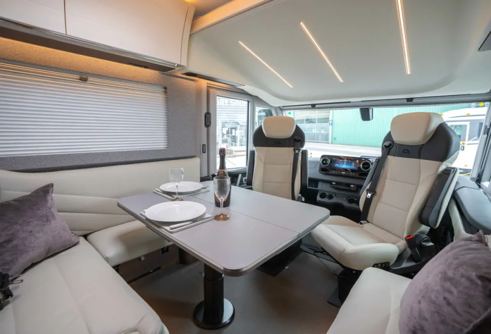 Adria Supersonic 890 LC 170BHP Auto 2025