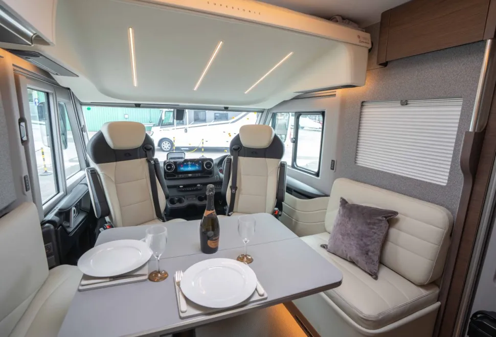 Adria Supersonic 890 LC 170BHP Auto 2025