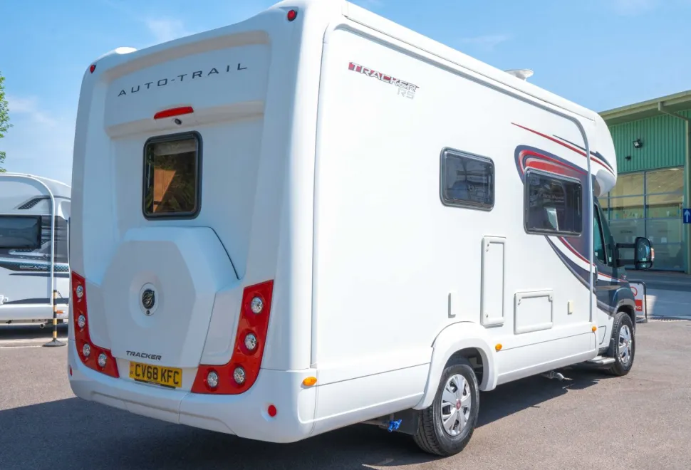 Autotrail Tracker RS Lo Line 130BHP 2018