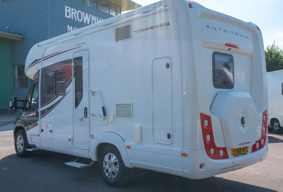 Autotrail Tracker RS Lo Line 130BHP 2018