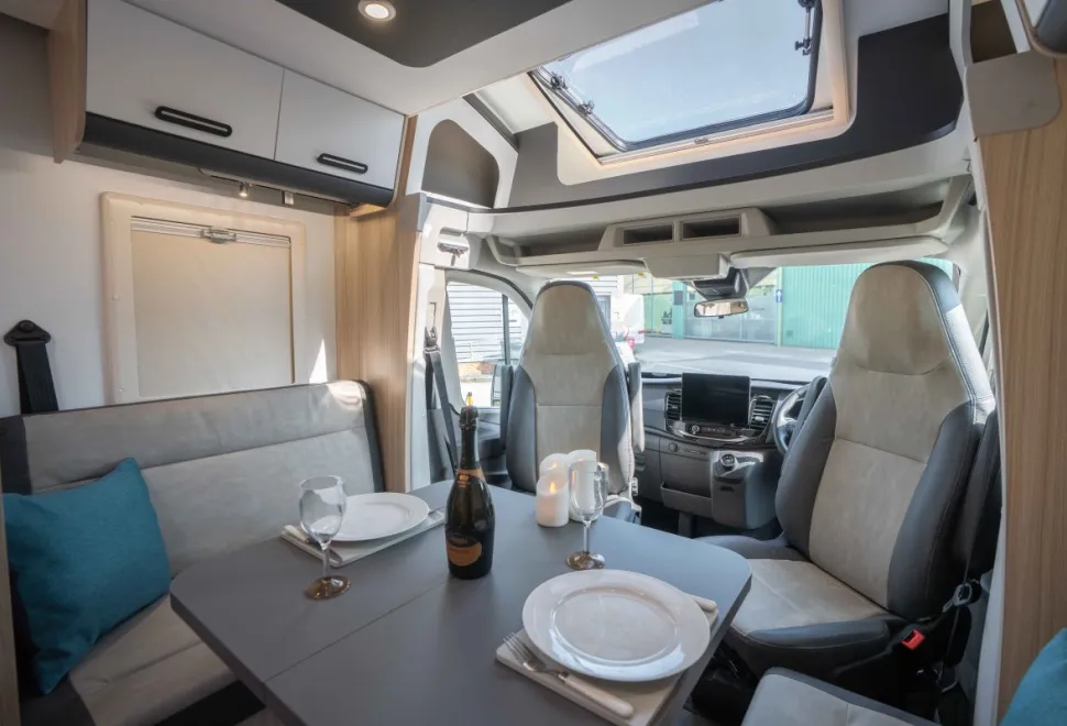 Sun Living S 72DC 165BHP Auto 2025