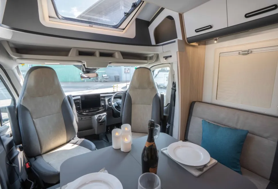 Sun Living S 72DC 165BHP Auto 2025