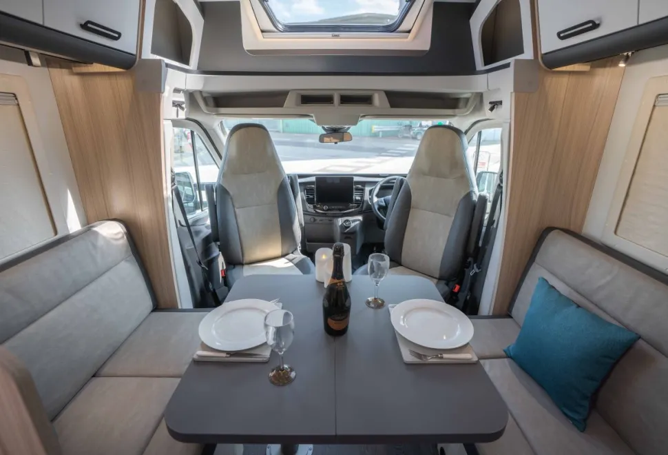 Sun Living S 72DC 165BHP Auto 2025