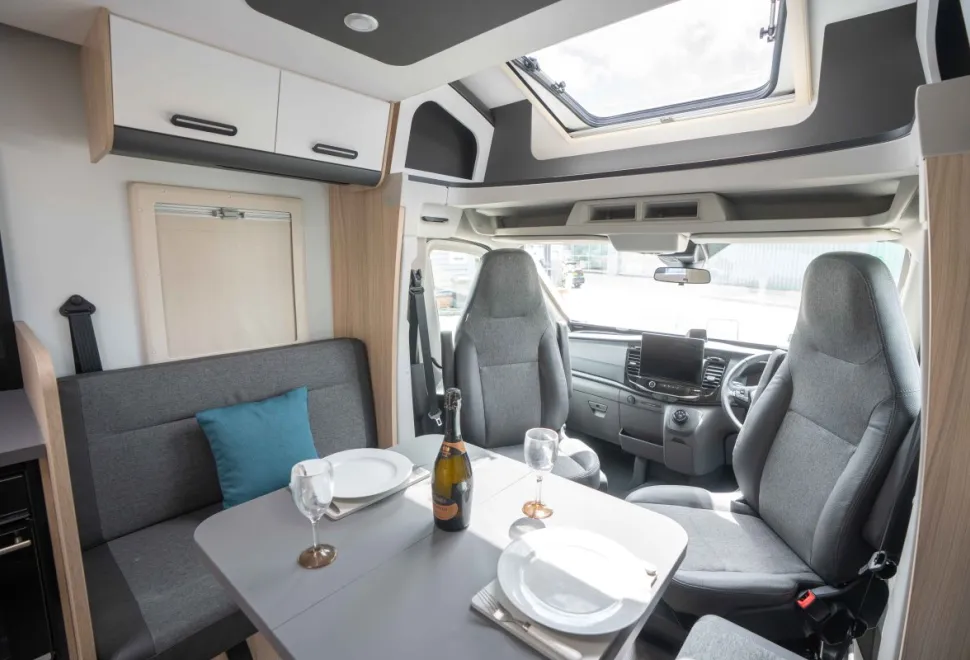 Sun Living S 72DC 130BHP Auto 2026