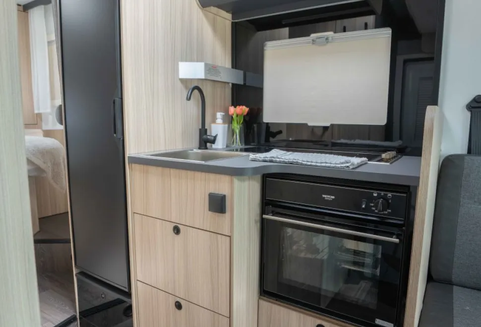 Sun Living S 72DC 130BHP Auto 2026
