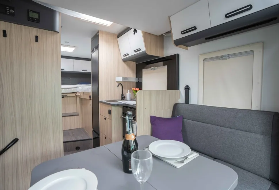 Sun Living S 72DL 130BHP Auto 2026