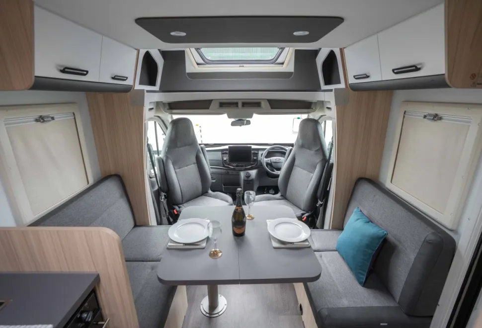 Sun Living S 72DL 130BHP Auto 2026