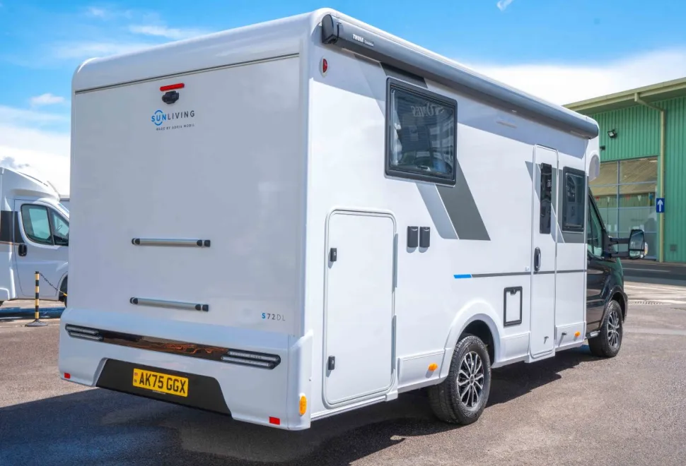 Sun Living S 72DL 165BHP Auto 2025