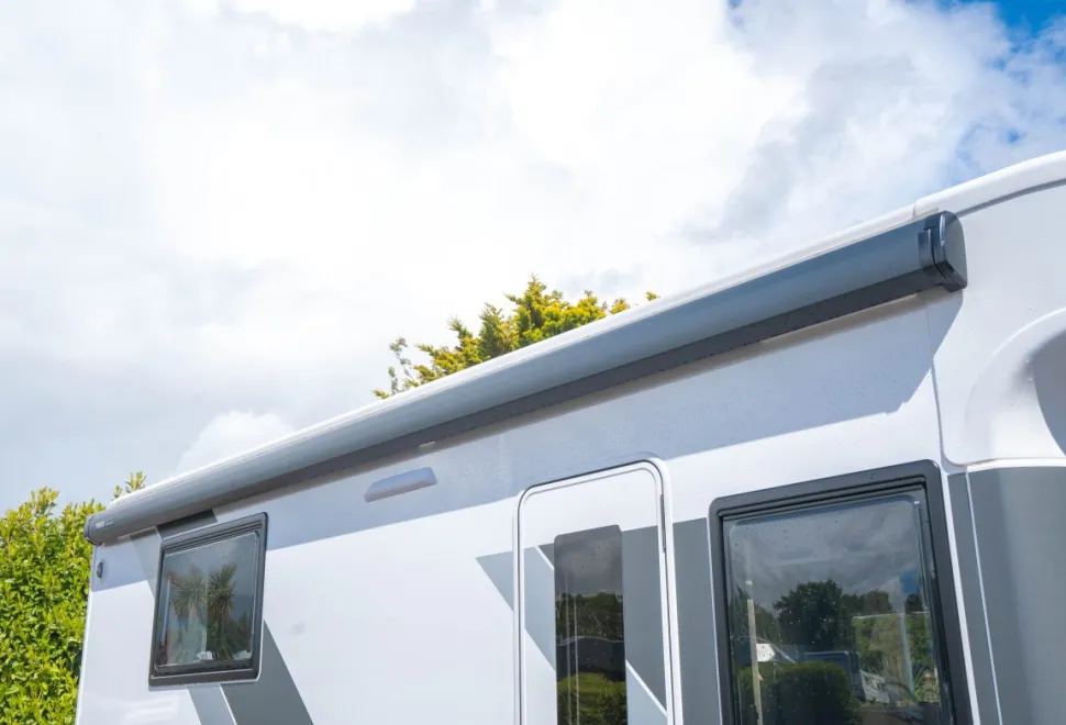 Sun Living S 72DL 165BHP Auto 2025