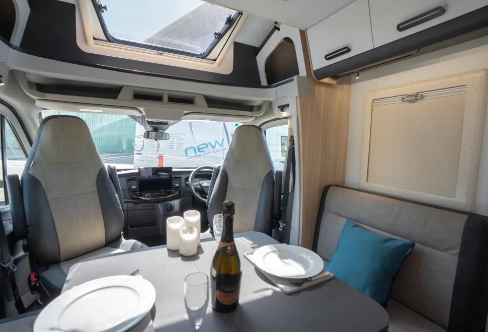 Sun Living S 72DL 165BHP Auto 2025