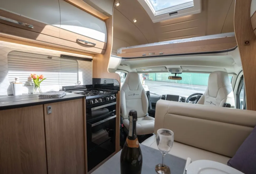 Autotrail Scout 180BHP Auto 2025