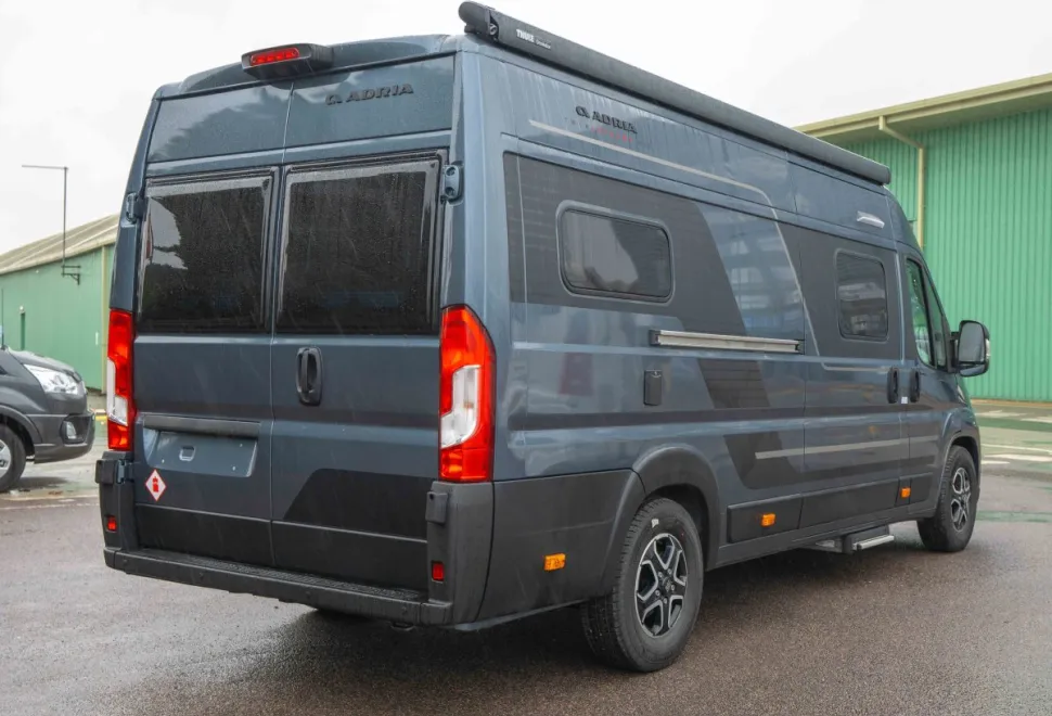 Adria Twin Supreme 640 SLB 140BHP Auto 2026