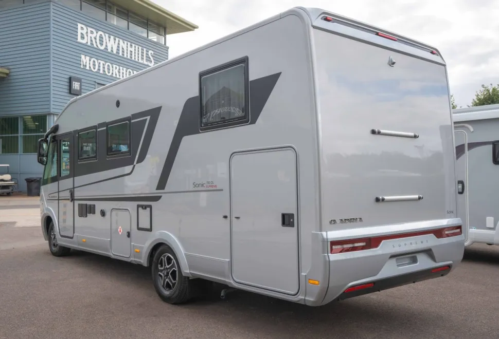 Adria Sonic Supreme 700 DL 180BHP Auto 2026