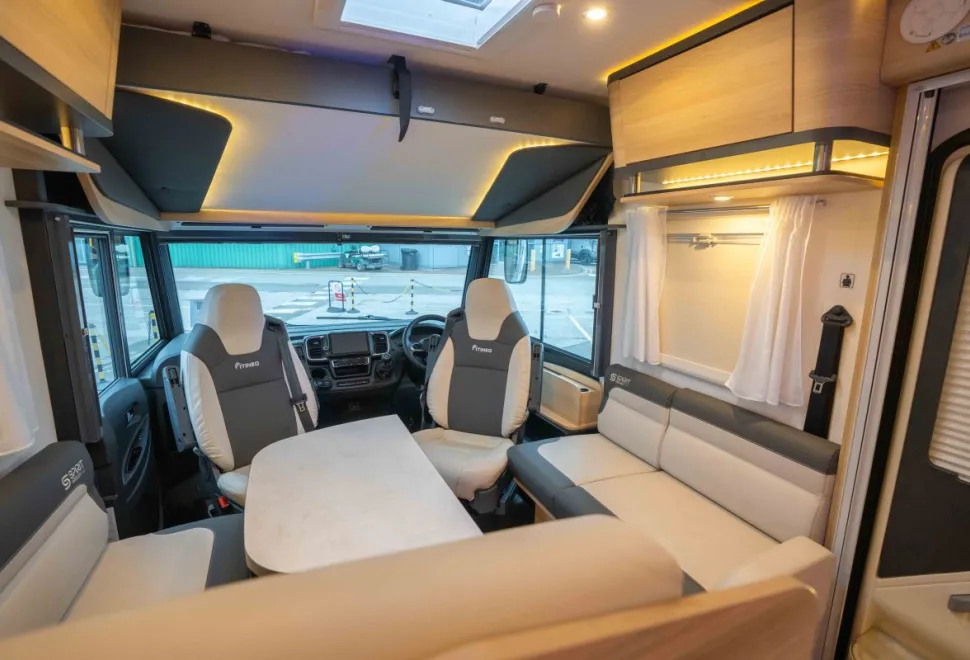 ITINEO SB740 Spirit Edition 140BHP 2025