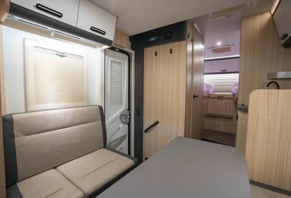 Sun Living S 72DL 165BHP Auto 2025