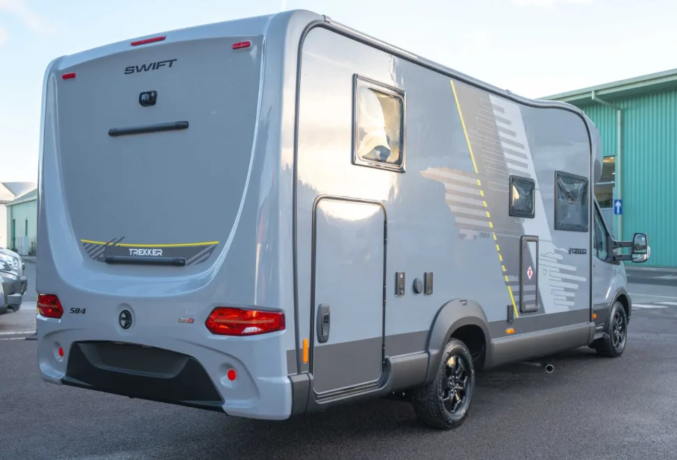 Swift Trekker 584 165BHP Auto 2026