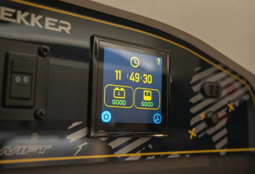 Swift Trekker 584 165BHP Auto 2026