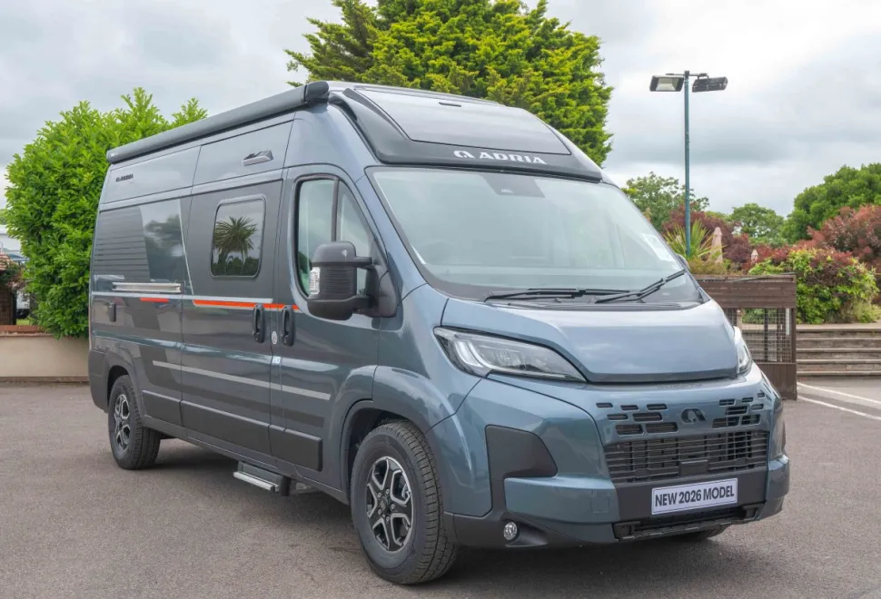 Adria Twin Sports 600 SPB 140BHP Auto 2026