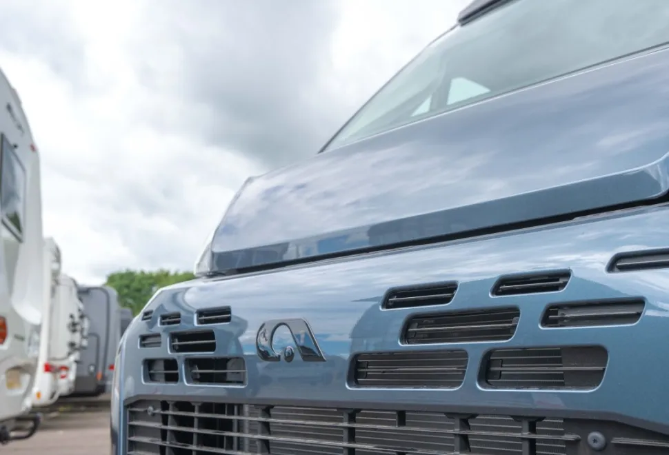 Adria Twin Sports 640 SGX 180BHP Auto 2026