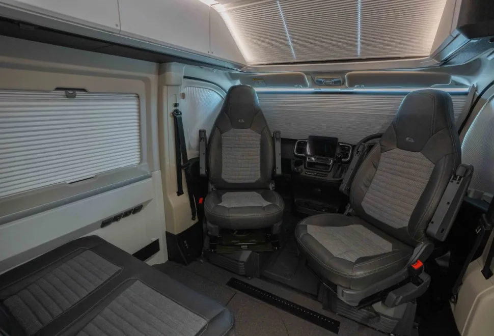 Adria Twin Sports 640 SLB 180BHP Auto 2025