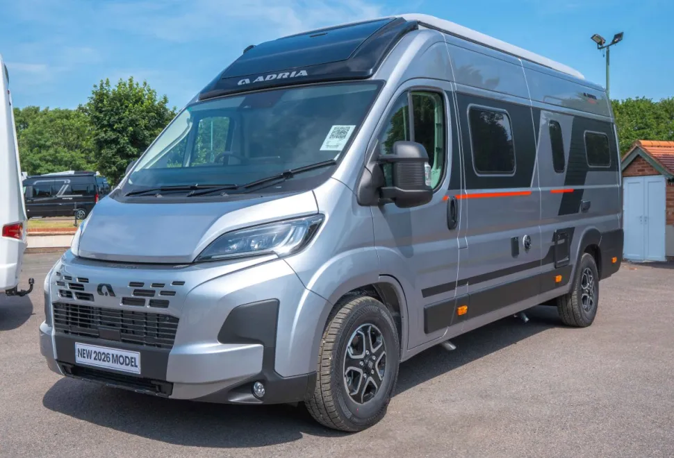 Adria Twin Sports 640 SLB 180BHP Auto 2026