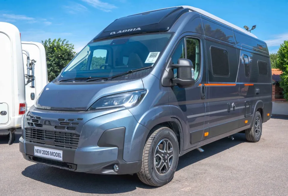 Adria Twin Sports 640 SLB 180BHP Auto 2026