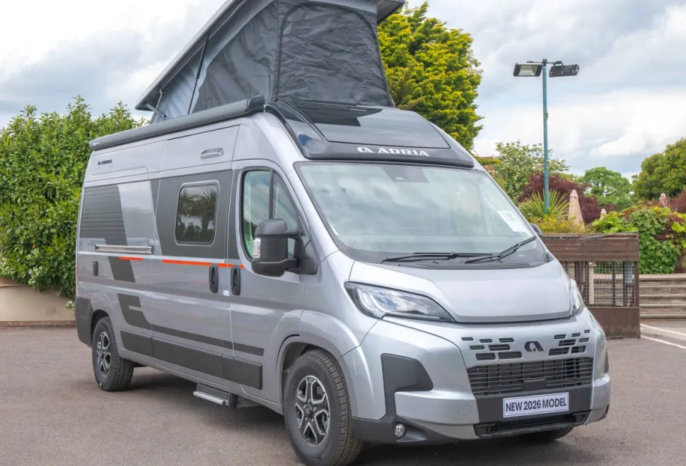Adria Twin Sports 600 SPB 140BHP Auto 2026
