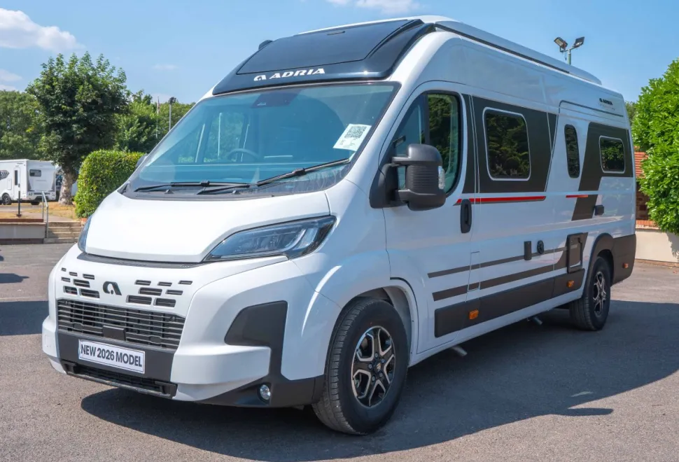Adria Twin Sports 640 SLB 180BHP Auto 2026