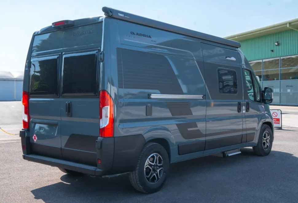 Adria Twin Supreme 600 SPB 140BHP Auto 2026