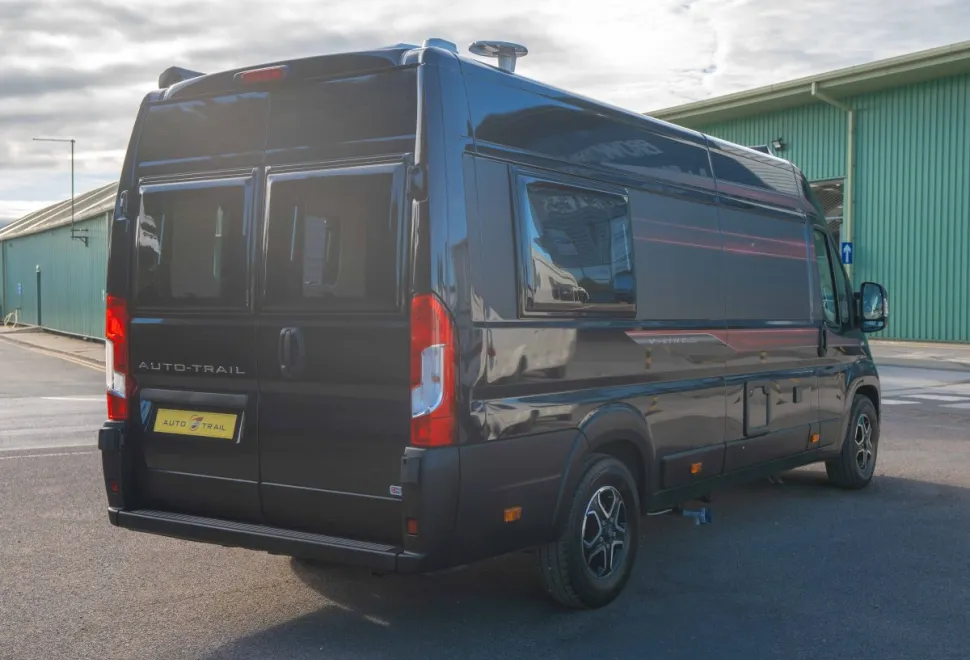 Autotrail V-Line 635 SE 140BHP 2026