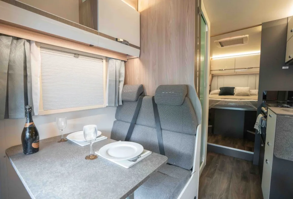 Swift Voyager 494 130BHP 2026