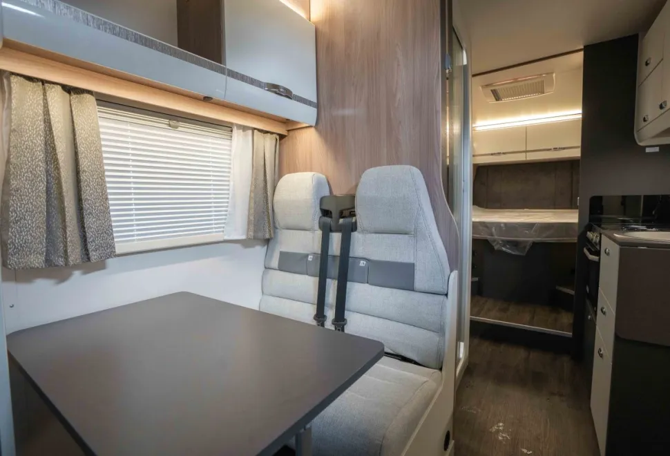 Swift Voyager 494 155BHP Auto 2024