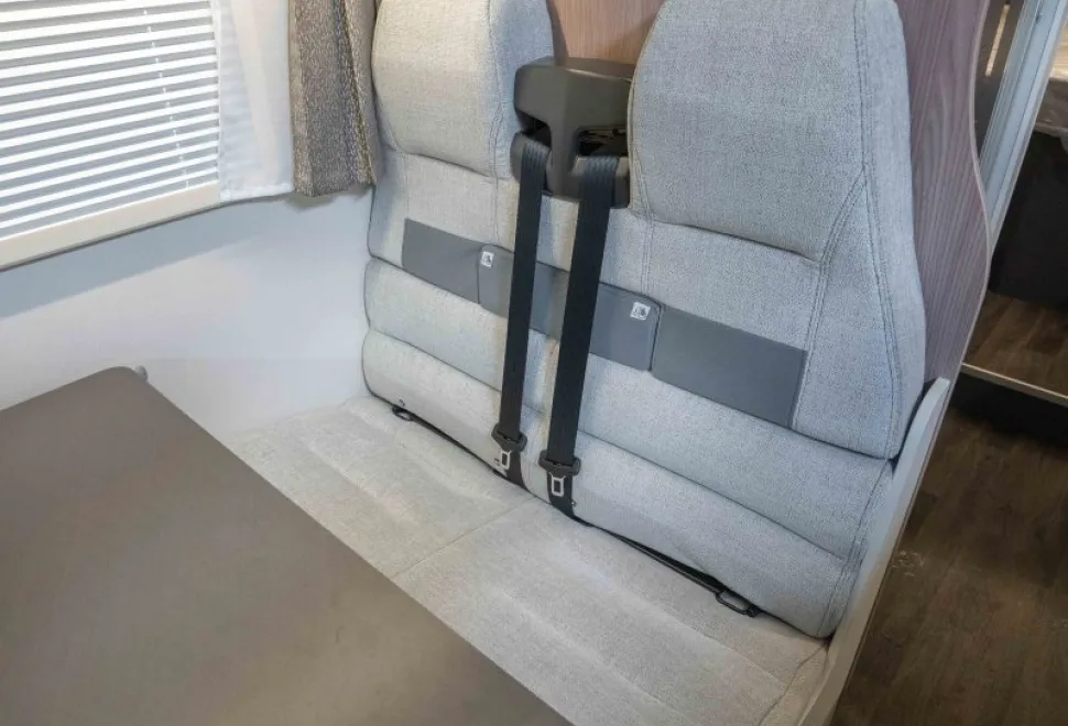 Swift Voyager 494 155BHP Auto 2024