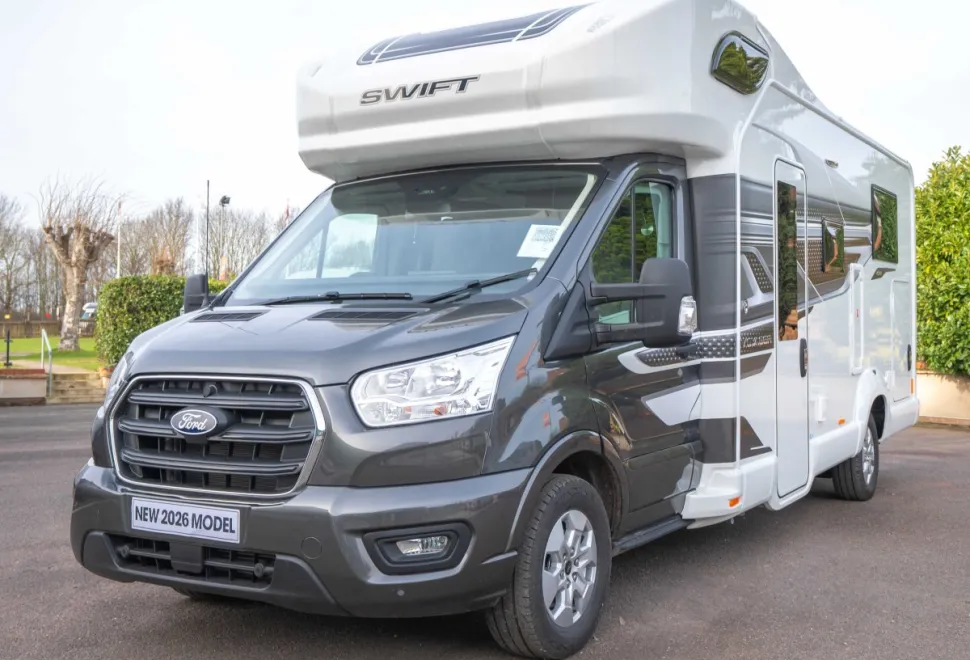 Swift Voyager 494 165BHP Auto 2026