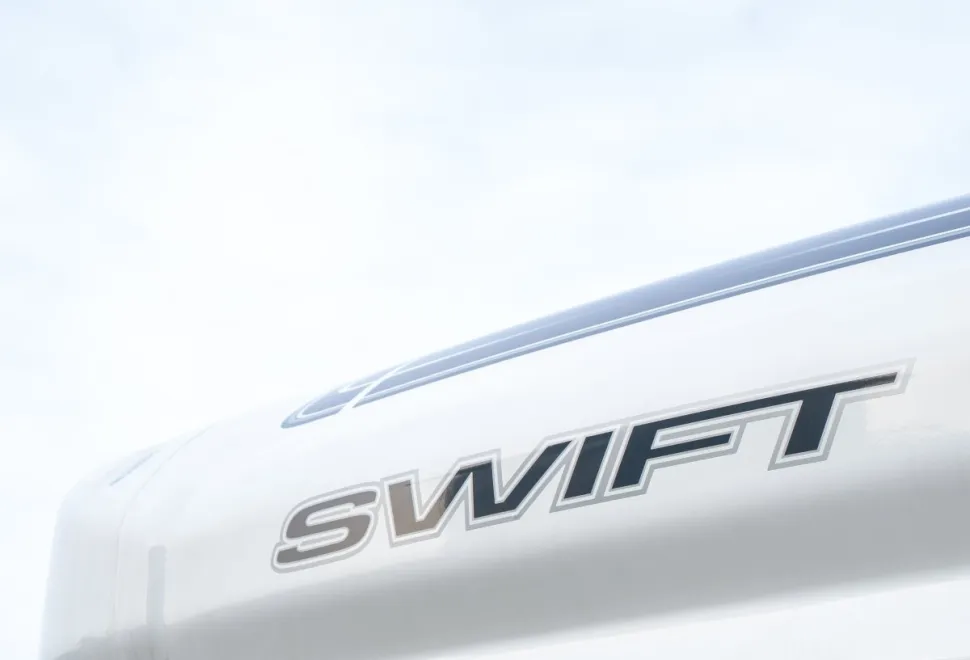 Swift Voyager 494 165BHP Auto 2026