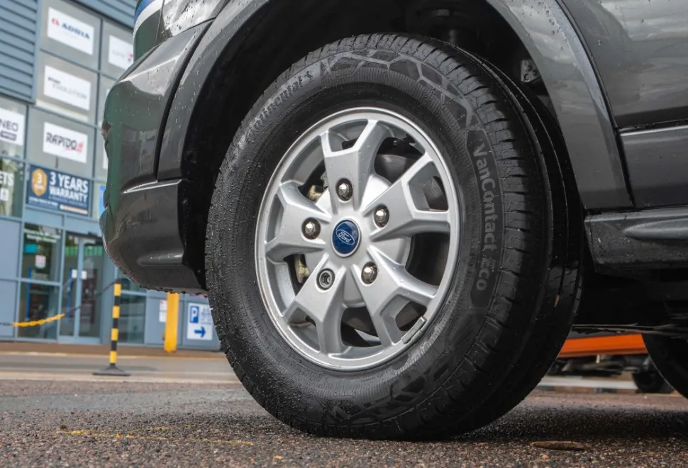 Swift Voyager 494 155BHP Auto 2024