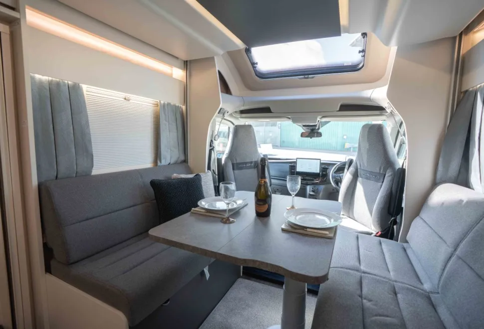 Swift Voyager 505 165BHP Auto 2026