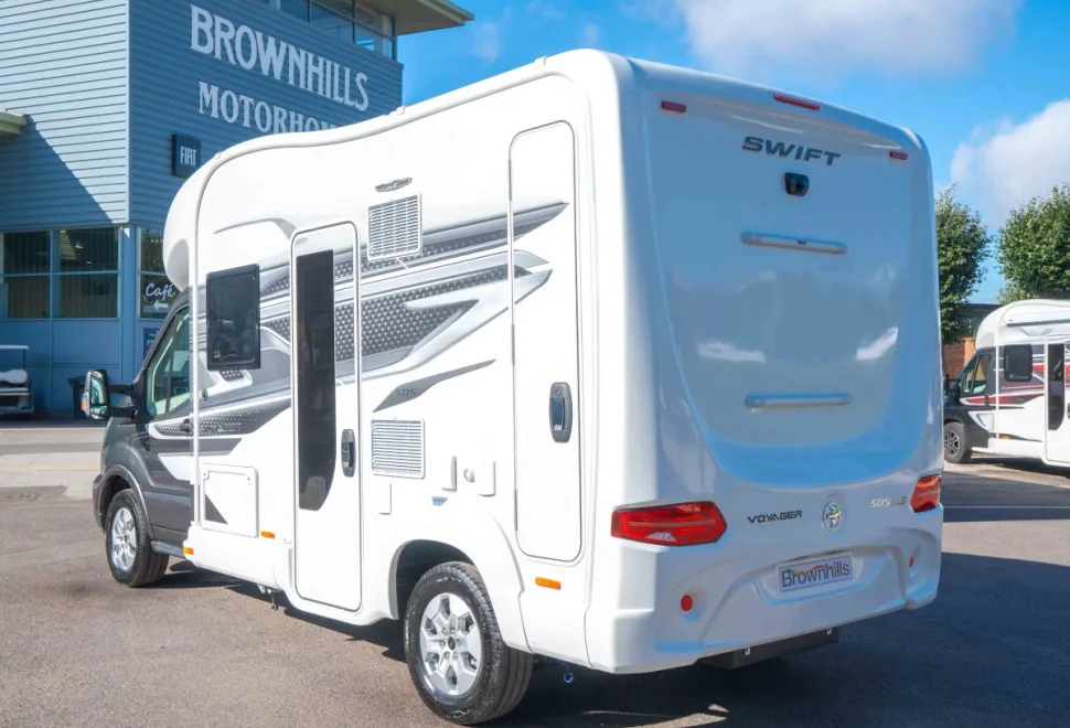 Swift Voyager 505 165BHP Auto 2026