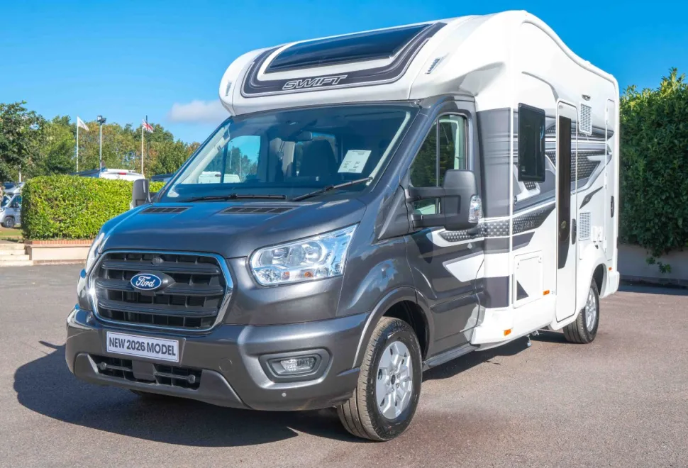 Swift Voyager 505 165BHP Auto 2026