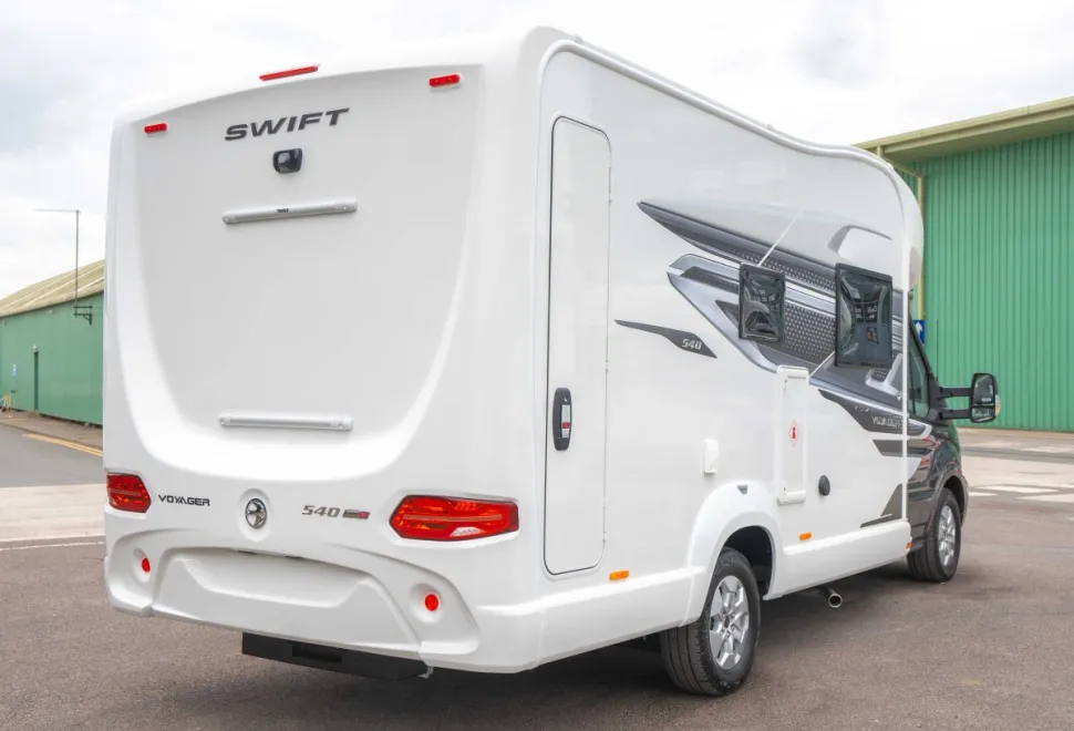 Swift Voyager 540 165BHP Auto 2026