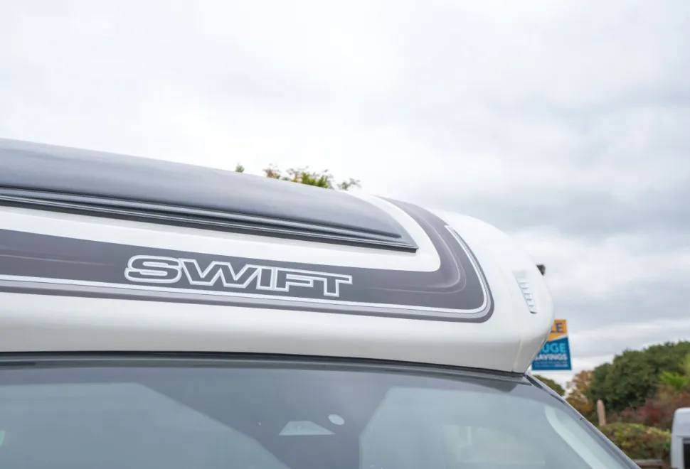 Swift Voyager 540 165BHP Auto 2026